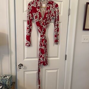 Diane Von Furstenberg Red and White Chain-Print Wrap Dress